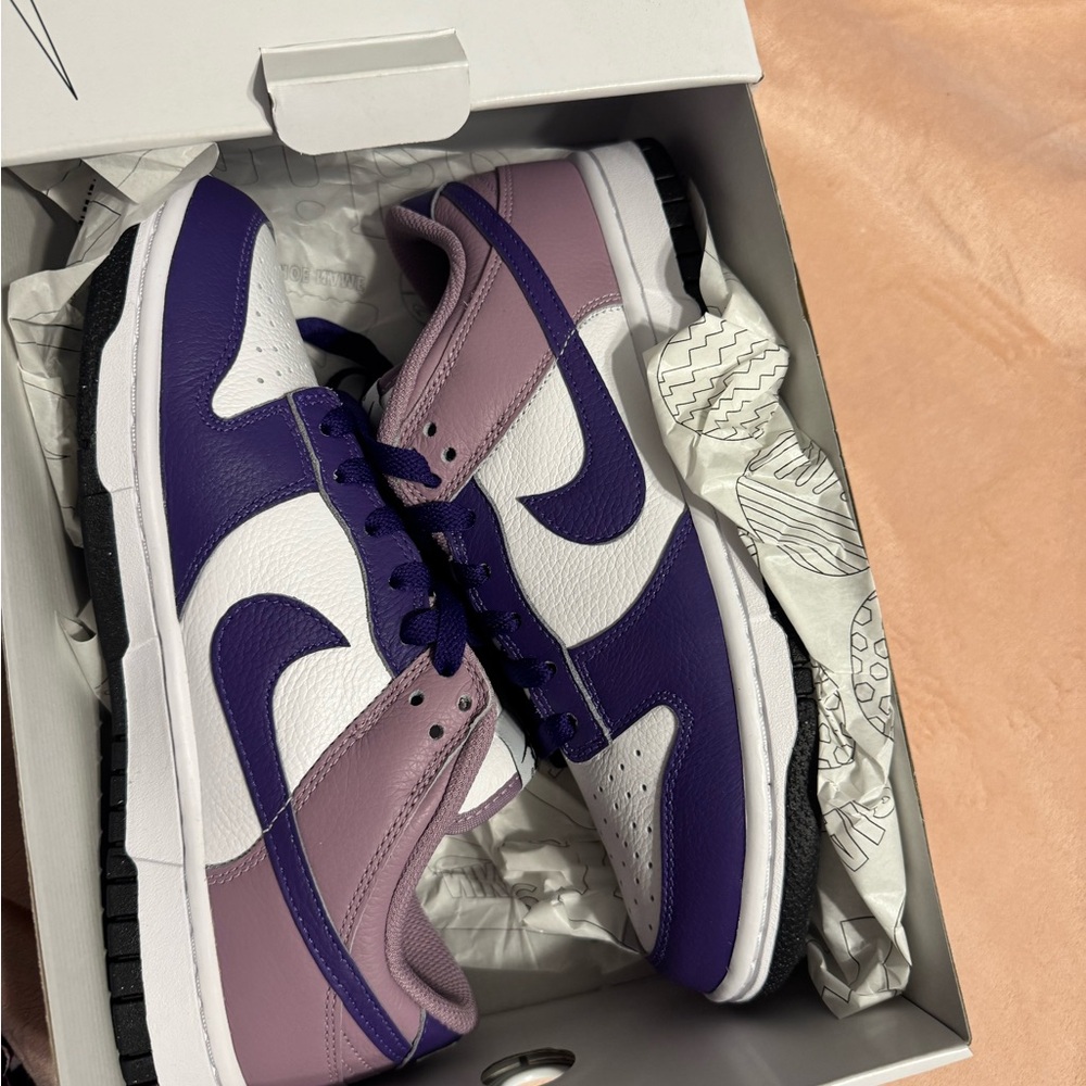 Nike Women's Purple and Pink Sneakers